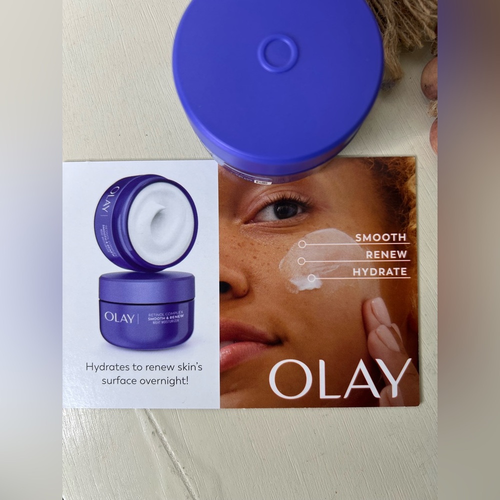 Brand New-Olay Regenerist Radiance Retinol Face Moisturizer